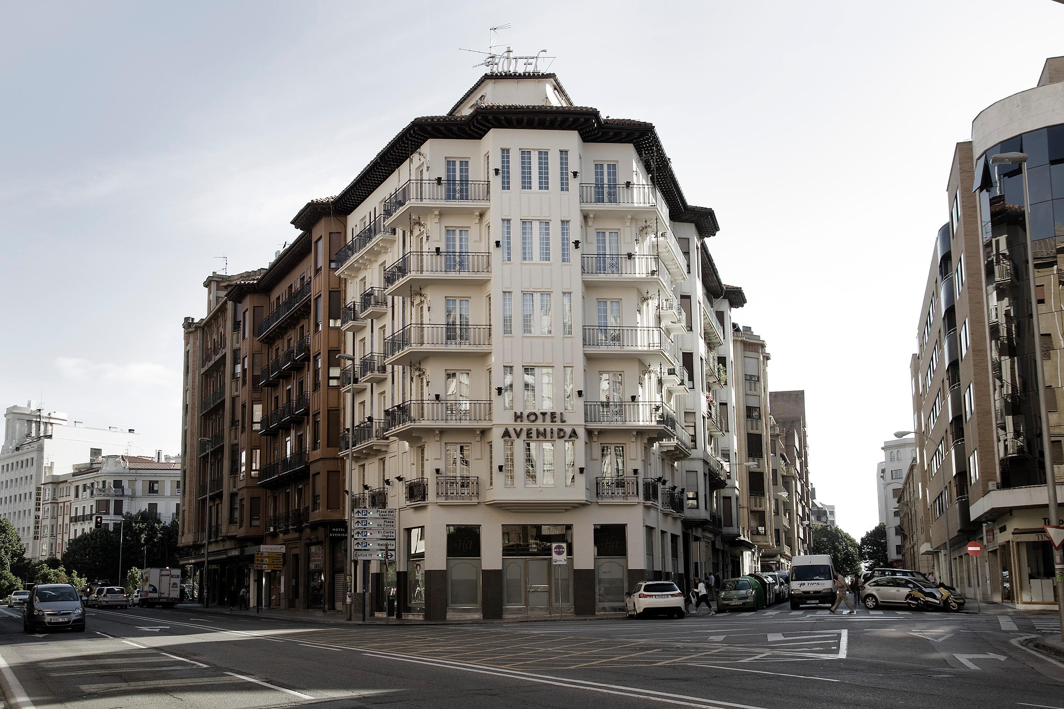 Hotel Avenida Памплона Екстер'єр фото