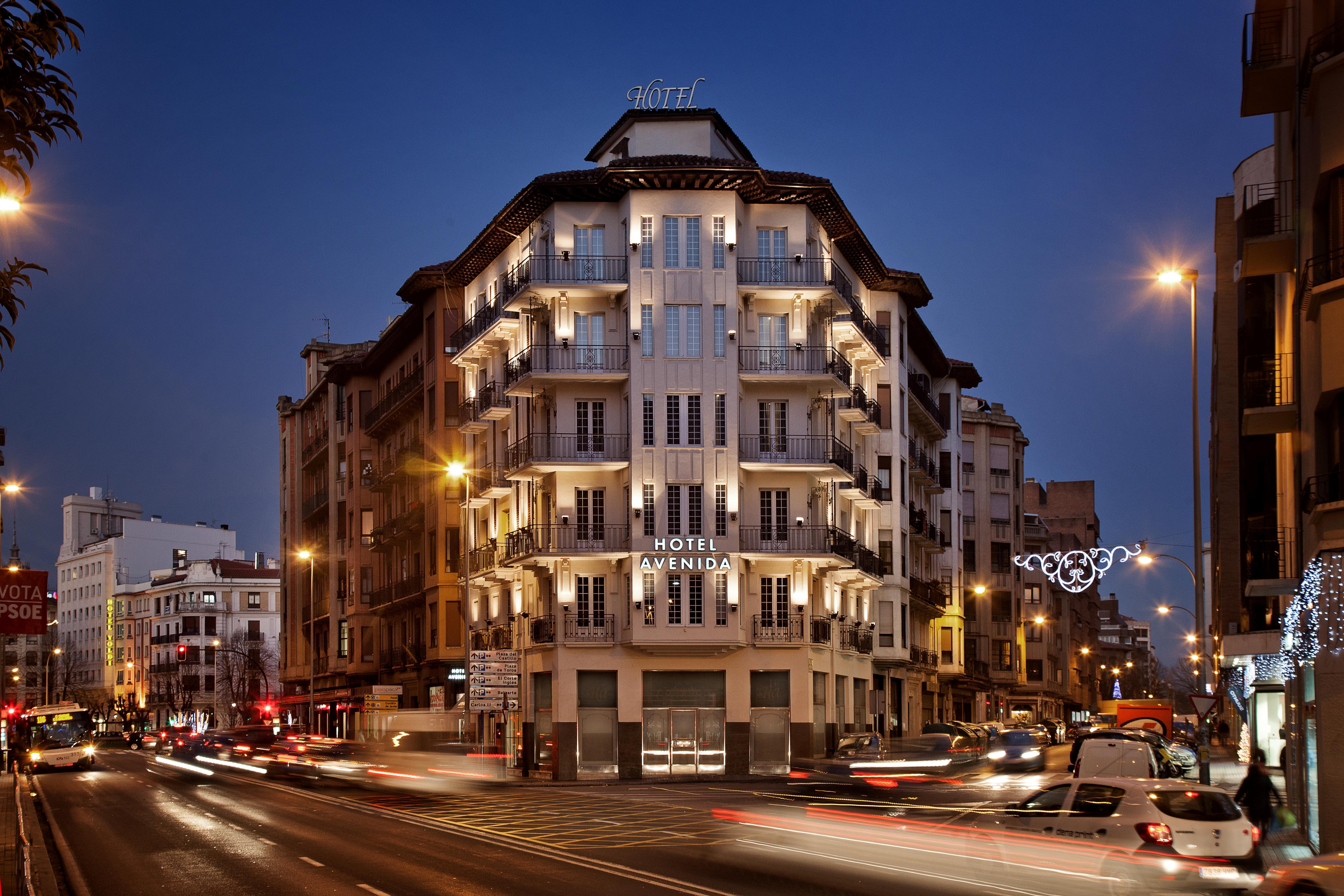 Hotel Avenida Памплона Екстер'єр фото