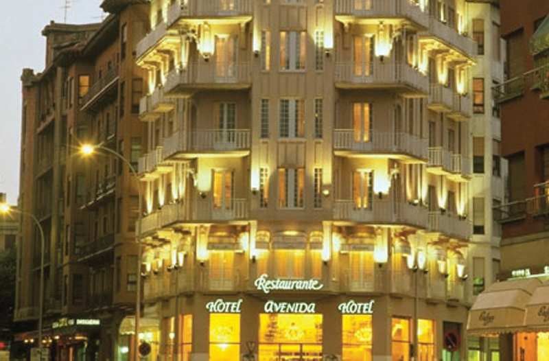 Hotel Avenida Памплона Екстер'єр фото